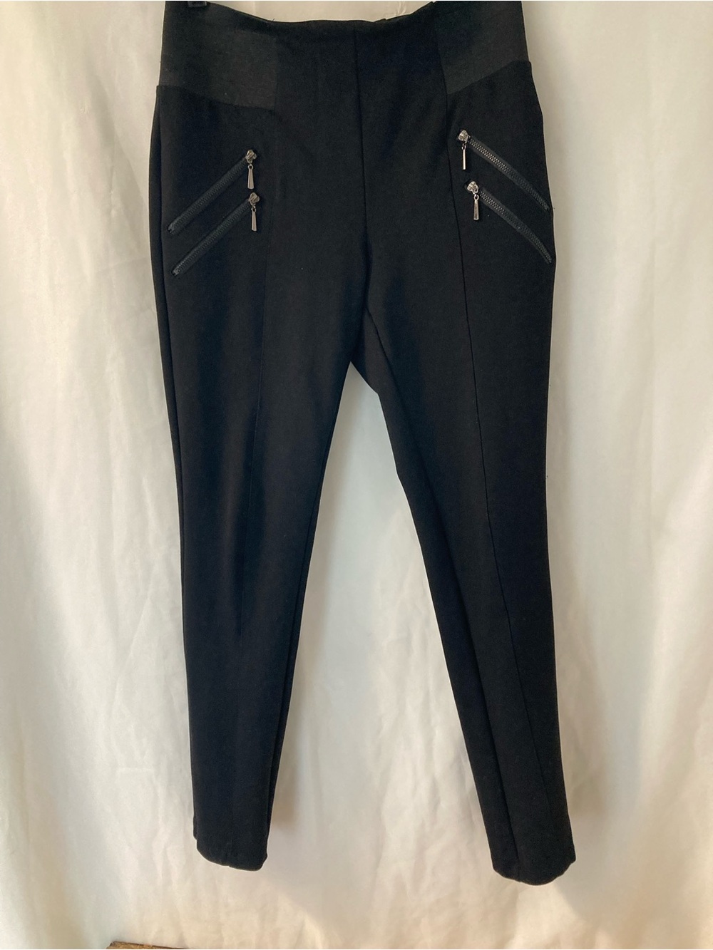 Guilty Couture Black Ponte Pants Zipper Detail Pull On Size M